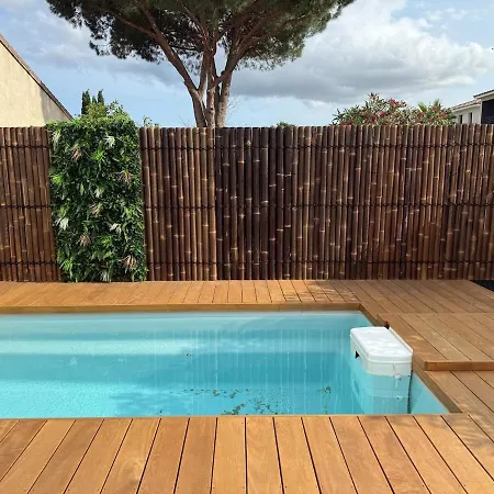 De Charme Avec Piscine En Camargue