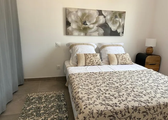 De Charme Avec Piscine En Camargue Aimargues